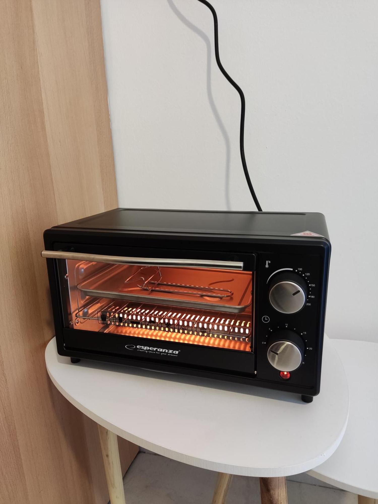 Elegant Central Studio With Balcony & 1 Gbps Fiber Солун Екстериор снимка